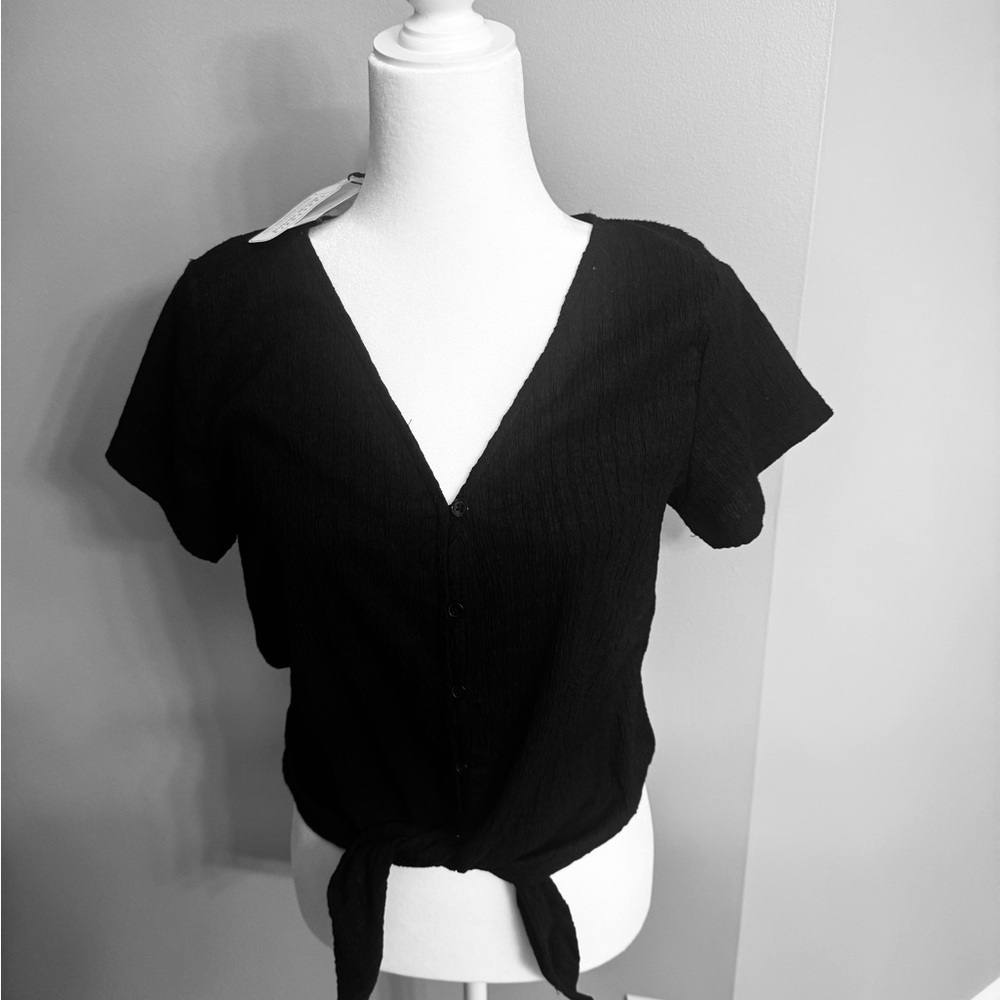 Sanctuary Black V-Neck Tie-Front Blouse NWT